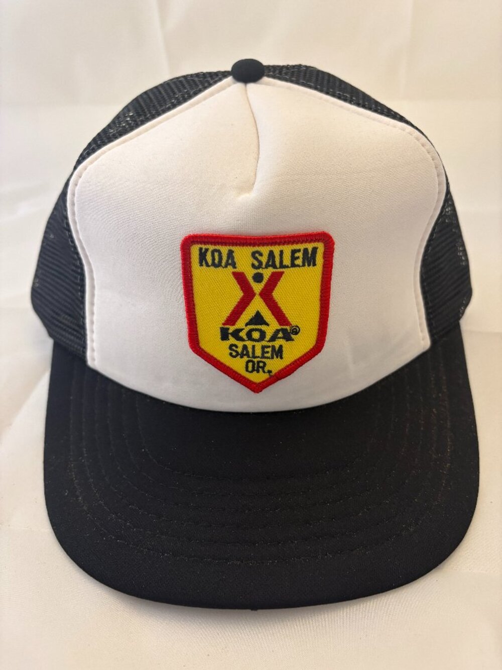 Vintage KOA Salem Oregon Trucker Hat Black White Mesh Snapback Camping Cap